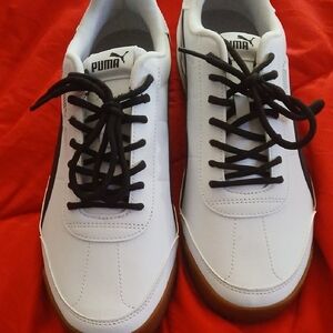 Puma Men's White and Black Sneakers
